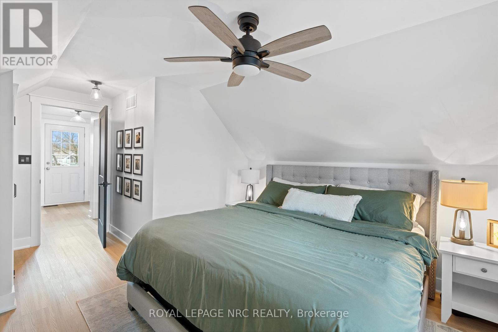 












2 CURRIE STREET

,
St. Catharines (Facer),




Ontario
L2M5M6

