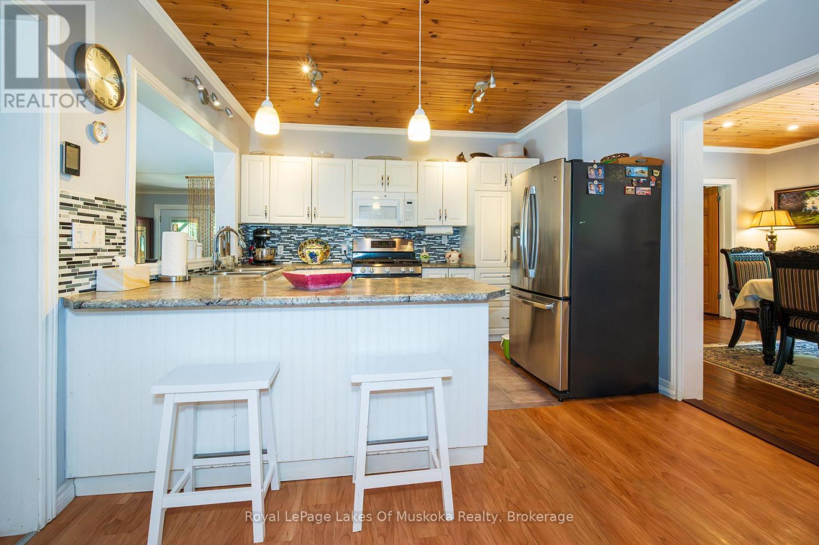 












1814 PORT CUNNINGTON ROAD

,
Lake of Bays (Franklin),




Ontario
P0A1H0


