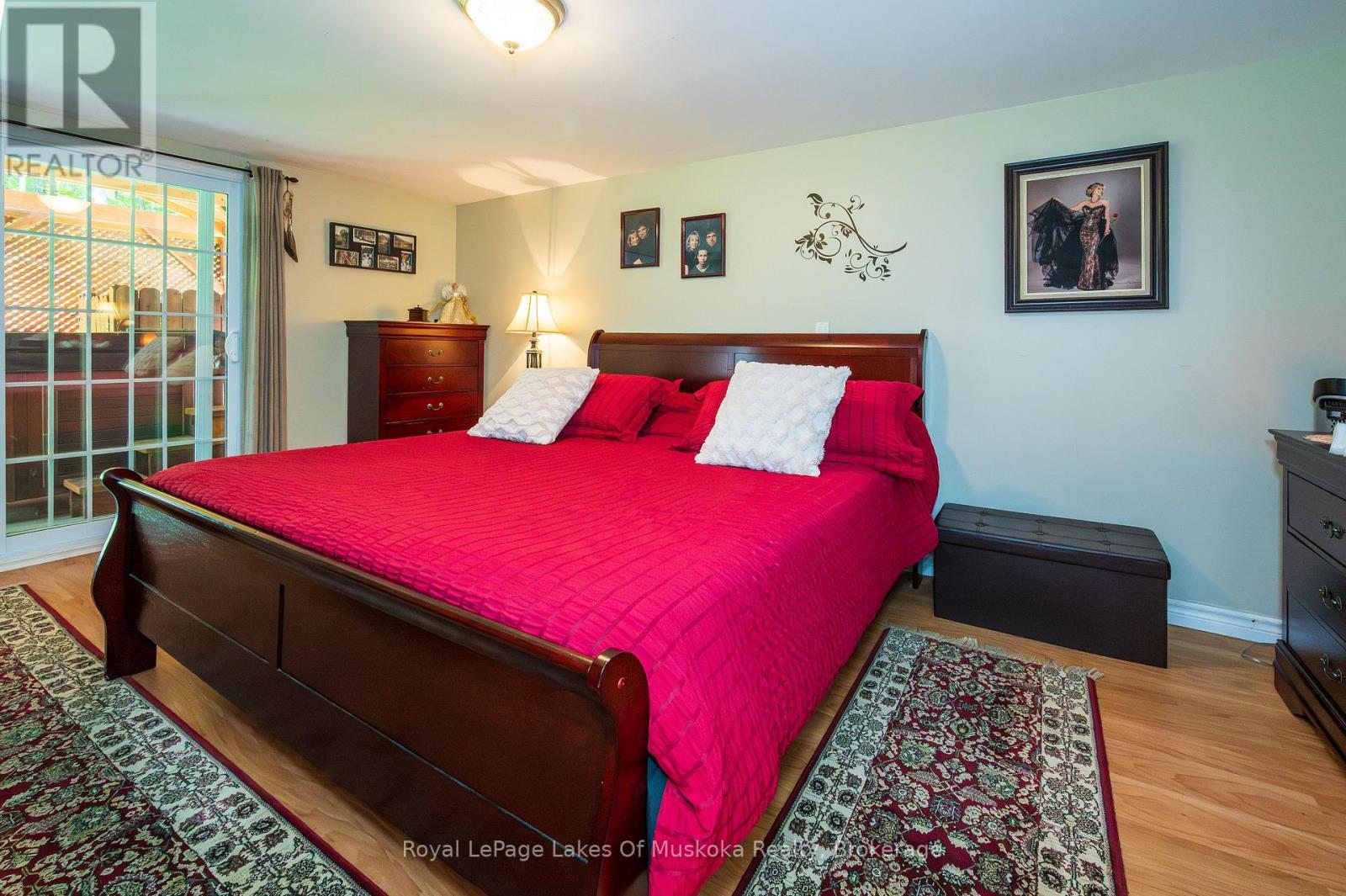 












1814 PORT CUNNINGTON ROAD

,
Lake of Bays (Franklin),




Ontario
P0A1H0

