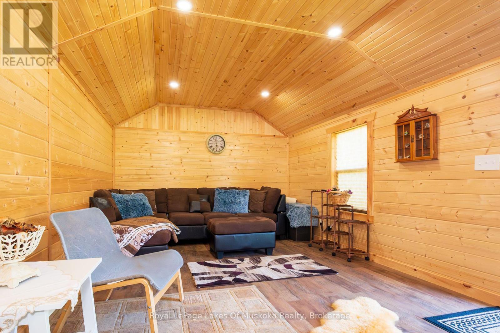












1814 PORT CUNNINGTON ROAD

,
Lake of Bays (Franklin),




Ontario
P0A1H0

