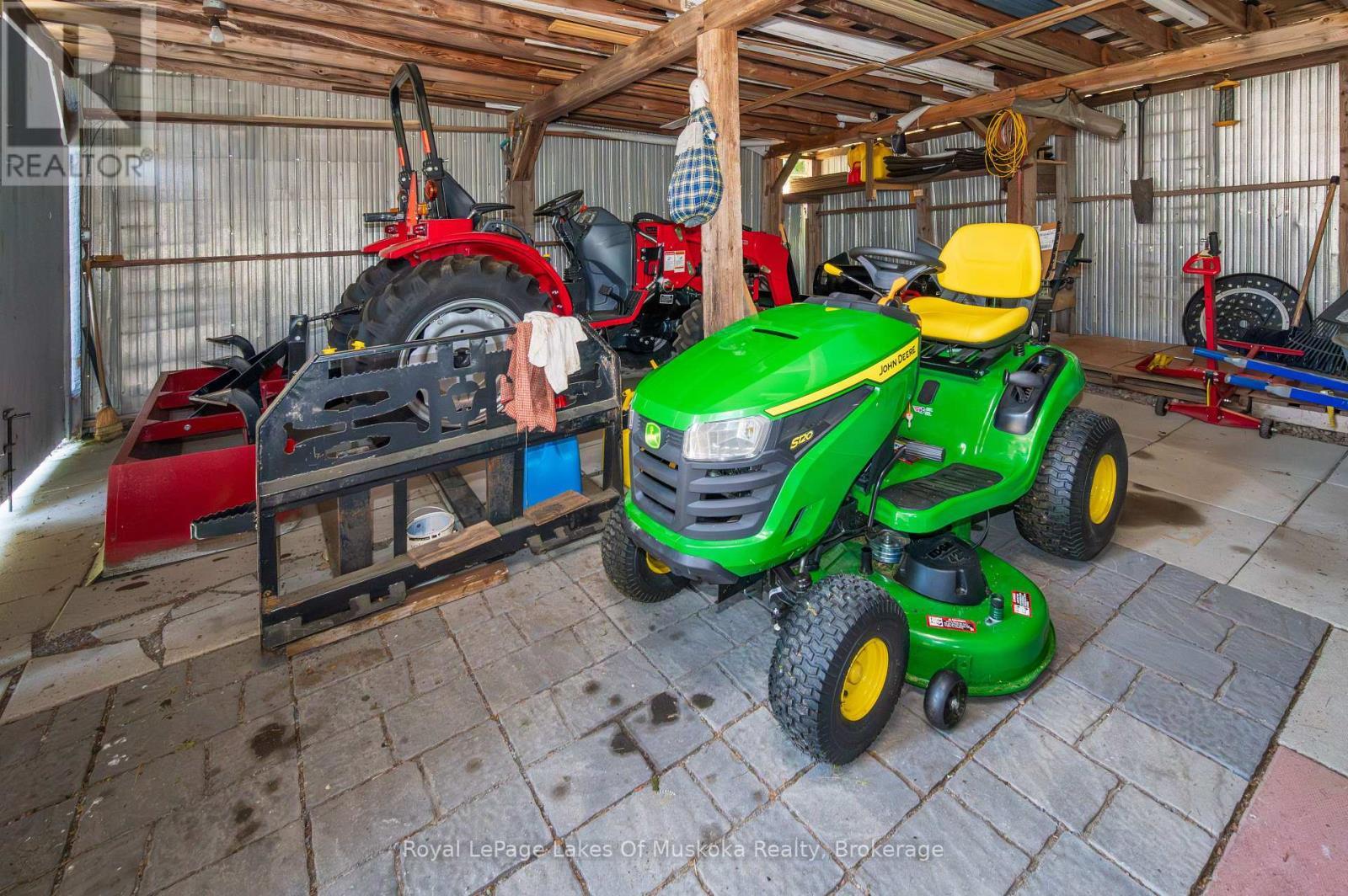 












1814 PORT CUNNINGTON ROAD

,
Lake of Bays (Franklin),




Ontario
P0A1H0

