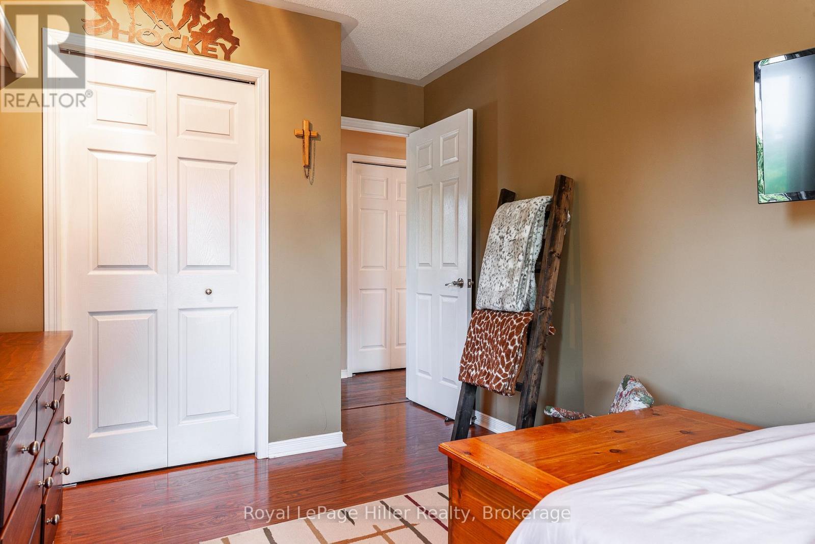 












421 GREENWOOD DRIVE

,
Stratford,




Ontario
N5A7S7

