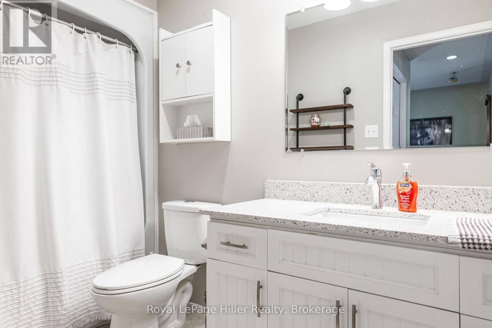 












421 GREENWOOD DRIVE

,
Stratford,




Ontario
N5A7S7

