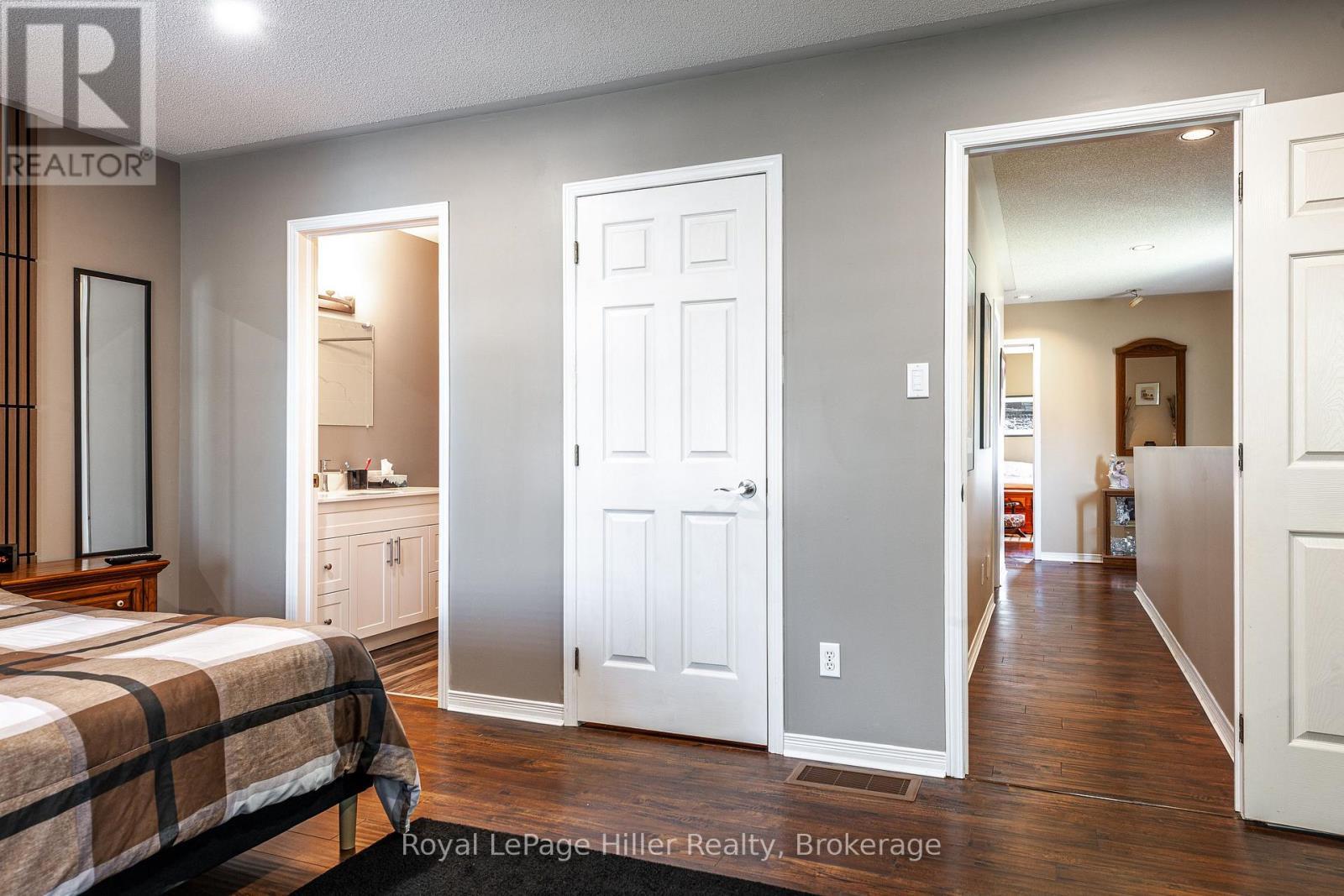 












421 GREENWOOD DRIVE

,
Stratford,




Ontario
N5A7S7

