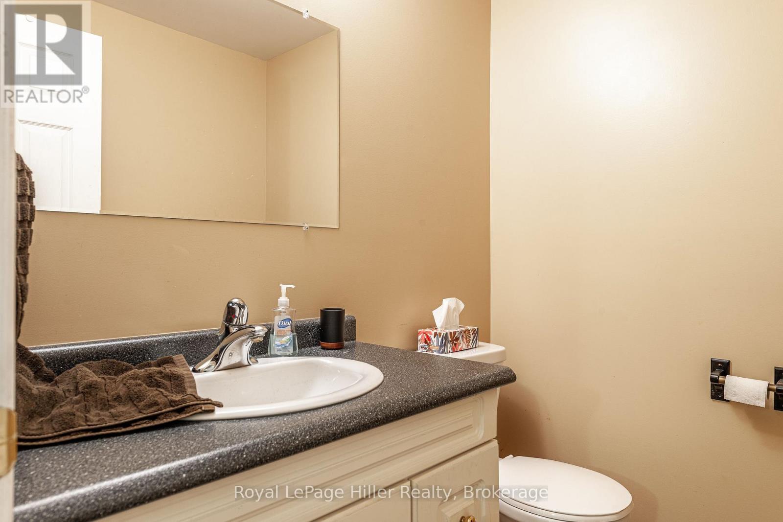 












421 GREENWOOD DRIVE

,
Stratford,




Ontario
N5A7S7

