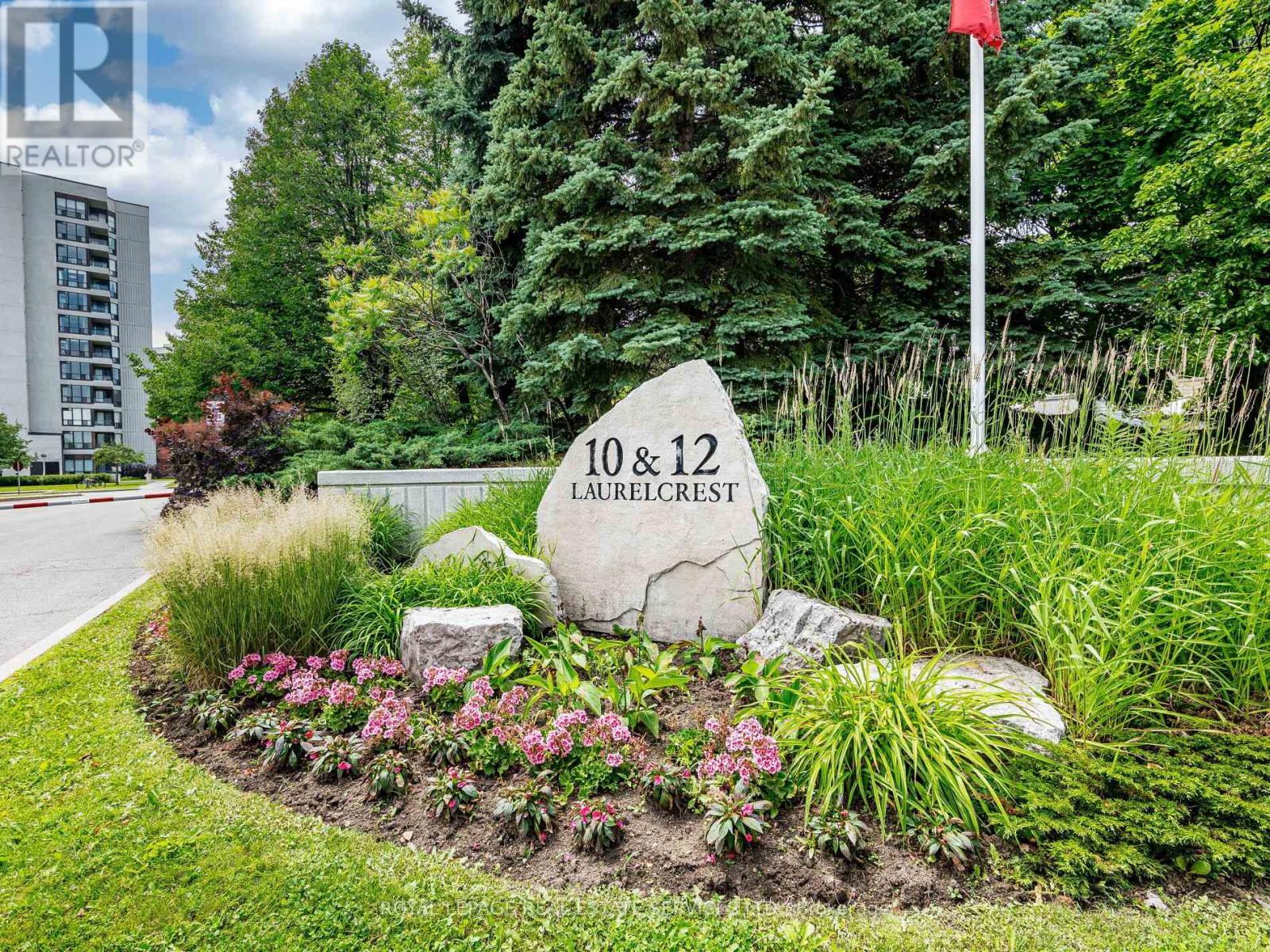 












908 - 12 LAURELCREST STREET

,
Brampton,




Ontario
L6S5Y4

