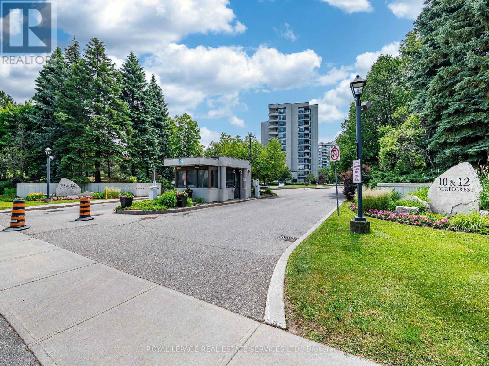 












908 - 12 LAURELCREST STREET

,
Brampton,




Ontario
L6S5Y4

