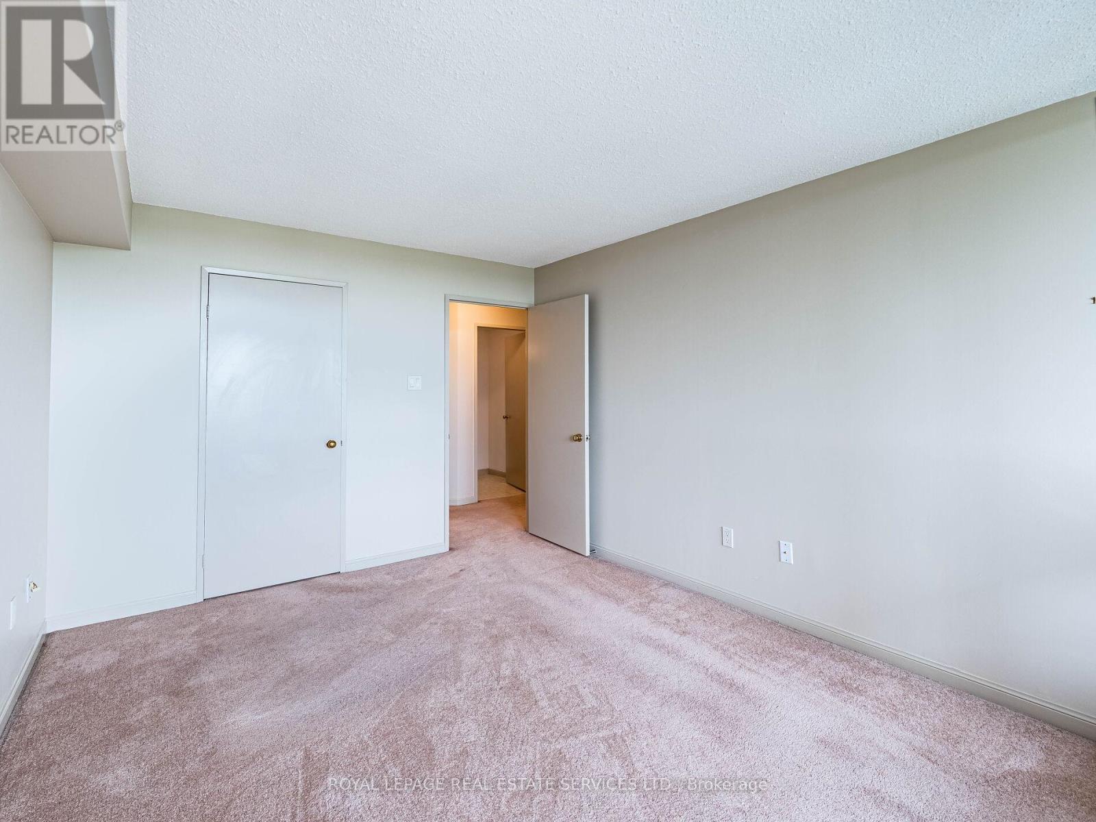 












908 - 12 LAURELCREST STREET

,
Brampton,




Ontario
L6S5Y4

