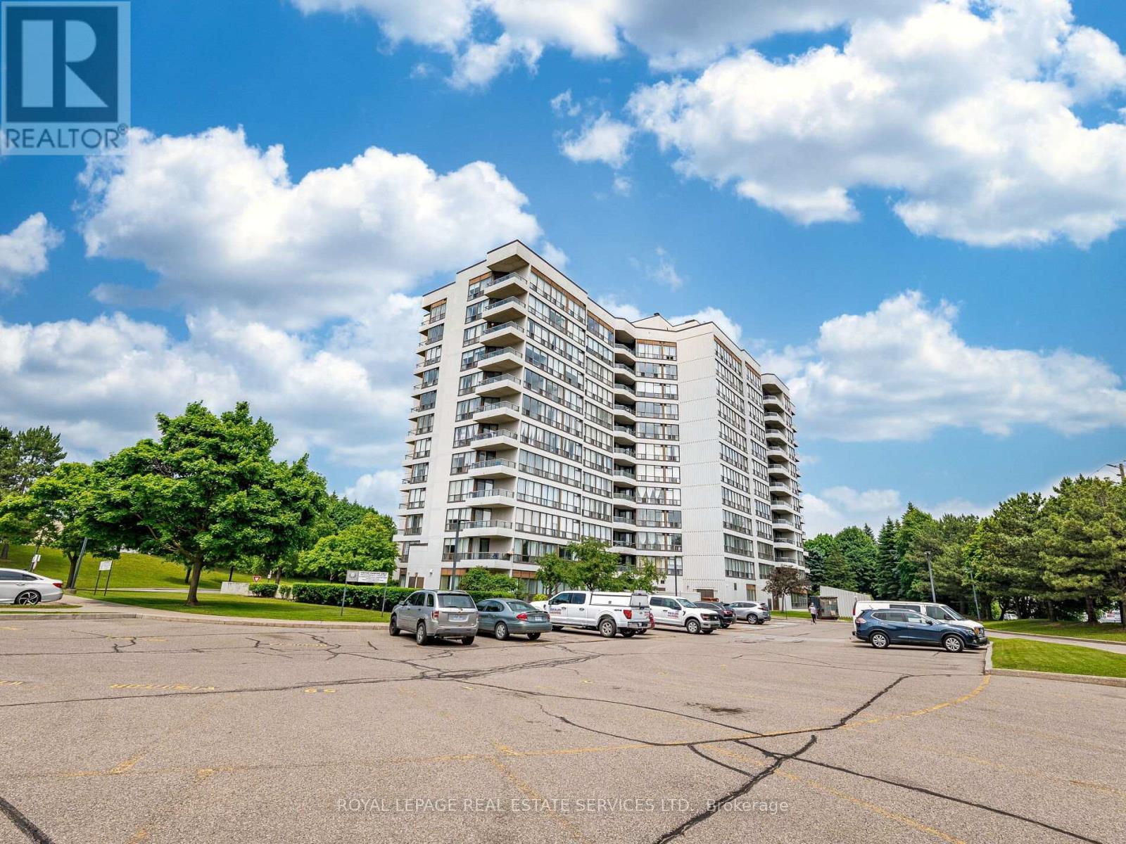 












908 - 12 LAURELCREST STREET

,
Brampton,




Ontario
L6S5Y4

