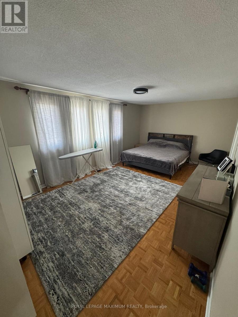 












198 CLOVER LEAF STREET

,
Vaughan,




Ontario
L4L4H6


