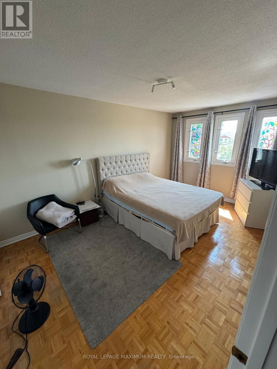 












198 CLOVER LEAF STREET

,
Vaughan,




Ontario
L4L4H6

