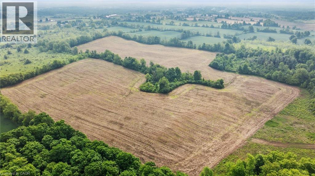 












LOT 32 CONCESSION 7

,
Puslinch,







Ontario
N0B2J0

