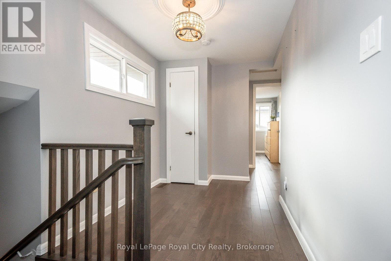 












236 IRONWOOD ROAD

,
Guelph (Kortright West),




Ontario
N1G3G1

