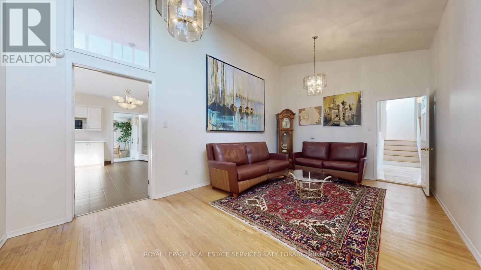 












21 BANBURY ROAD

,
Toronto,




Ontario
M3B2K5

