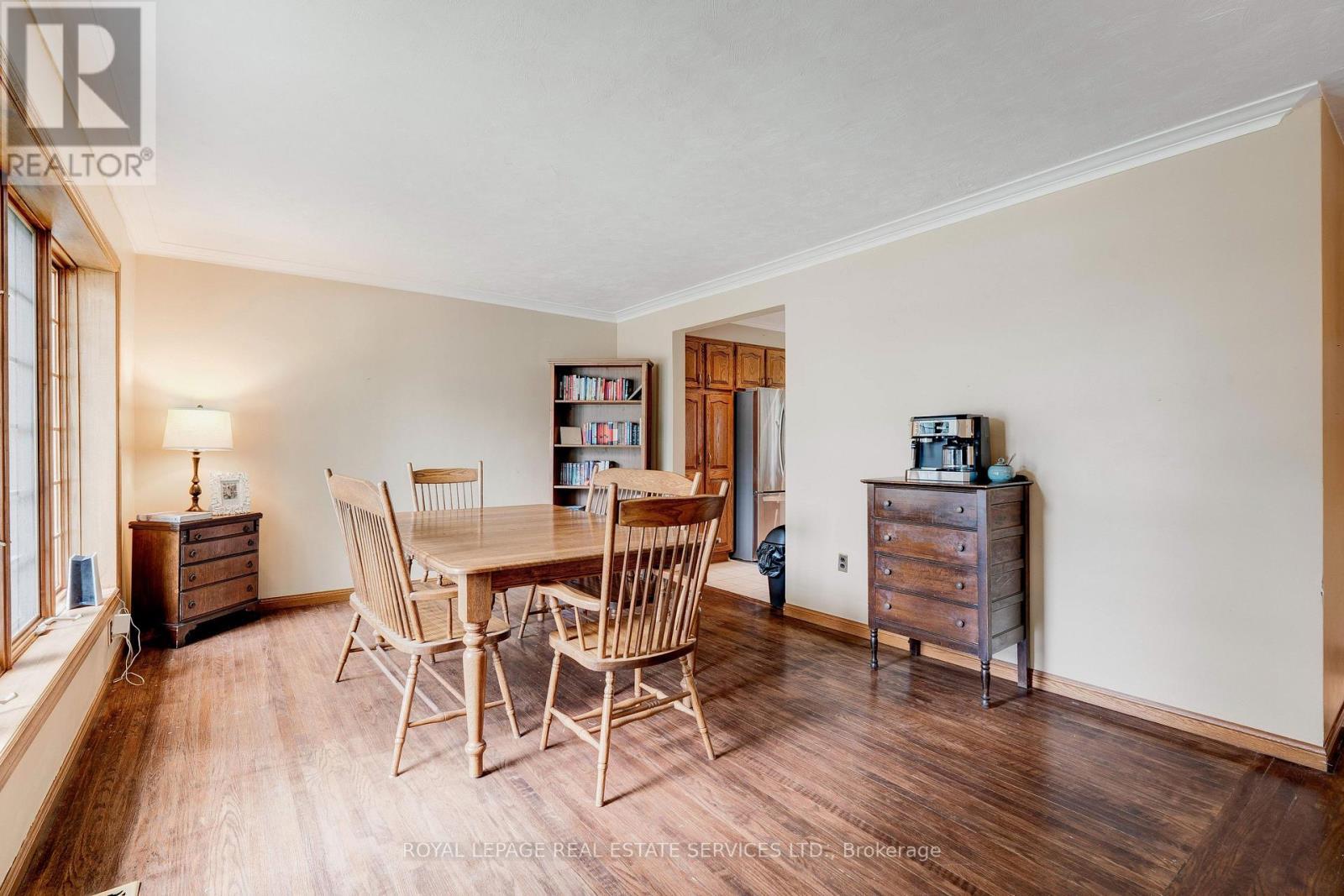 












478 AVON CRESCENT

,
Oakville,




Ontario
L6J2T4

