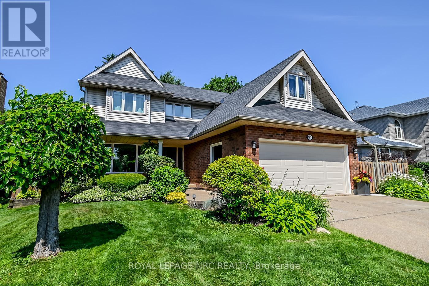 












2675 MOUNTAINCREST AVENUE

,
Niagara Falls (Church's Lane),




Ontario
L2J4H8

