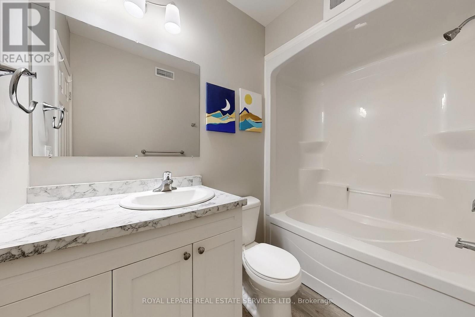 












89 LOUTH STREET

,
St. Catharines,




Ontario
L2S2T7

