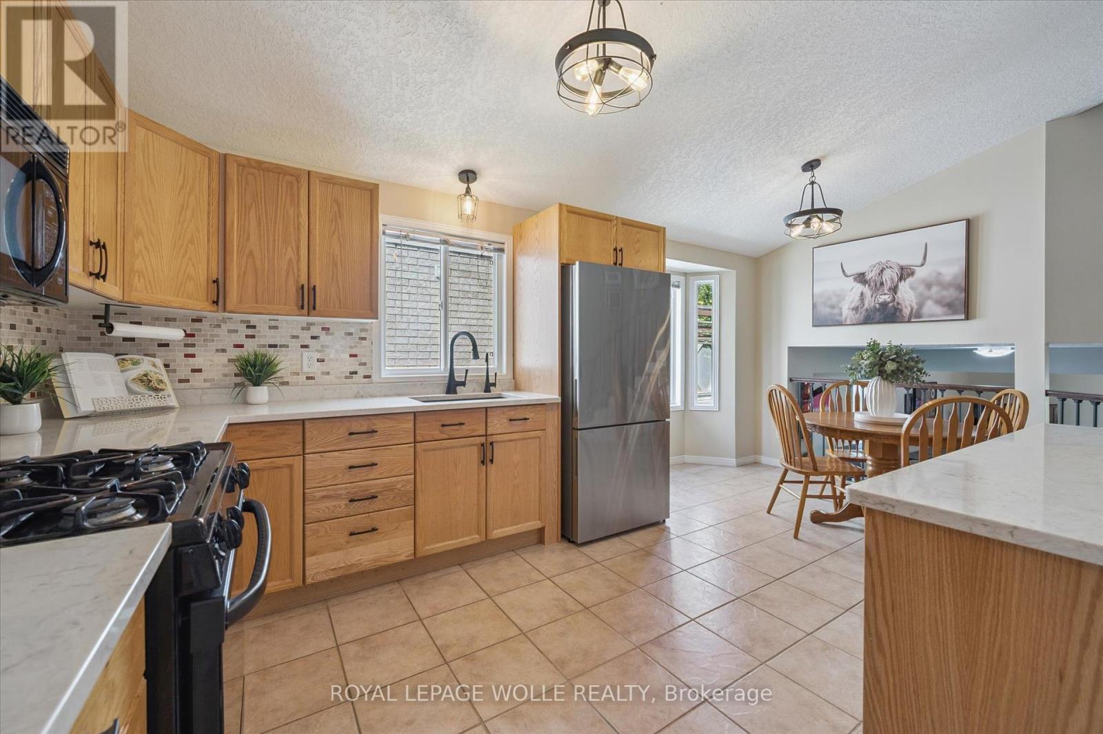 












576 WINDJAMMER WAY

,
Waterloo,




Ontario
N2K3Z5

