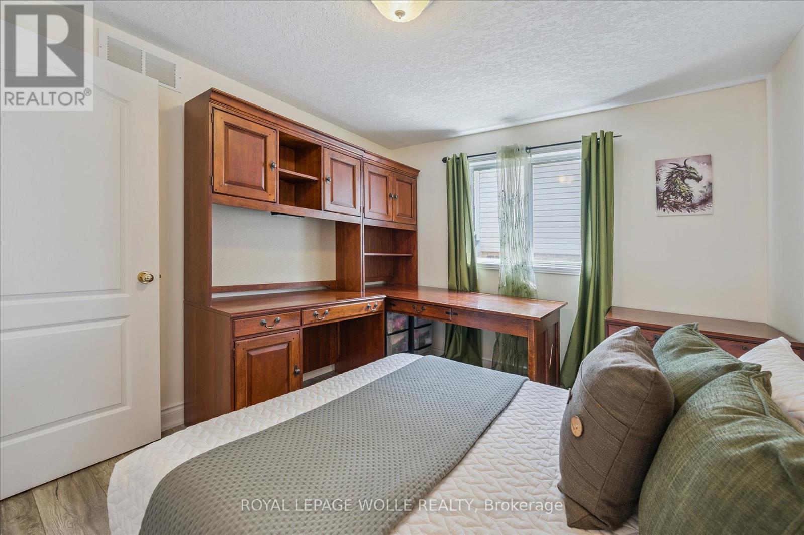 












576 WINDJAMMER WAY

,
Waterloo,




Ontario
N2K3Z5

