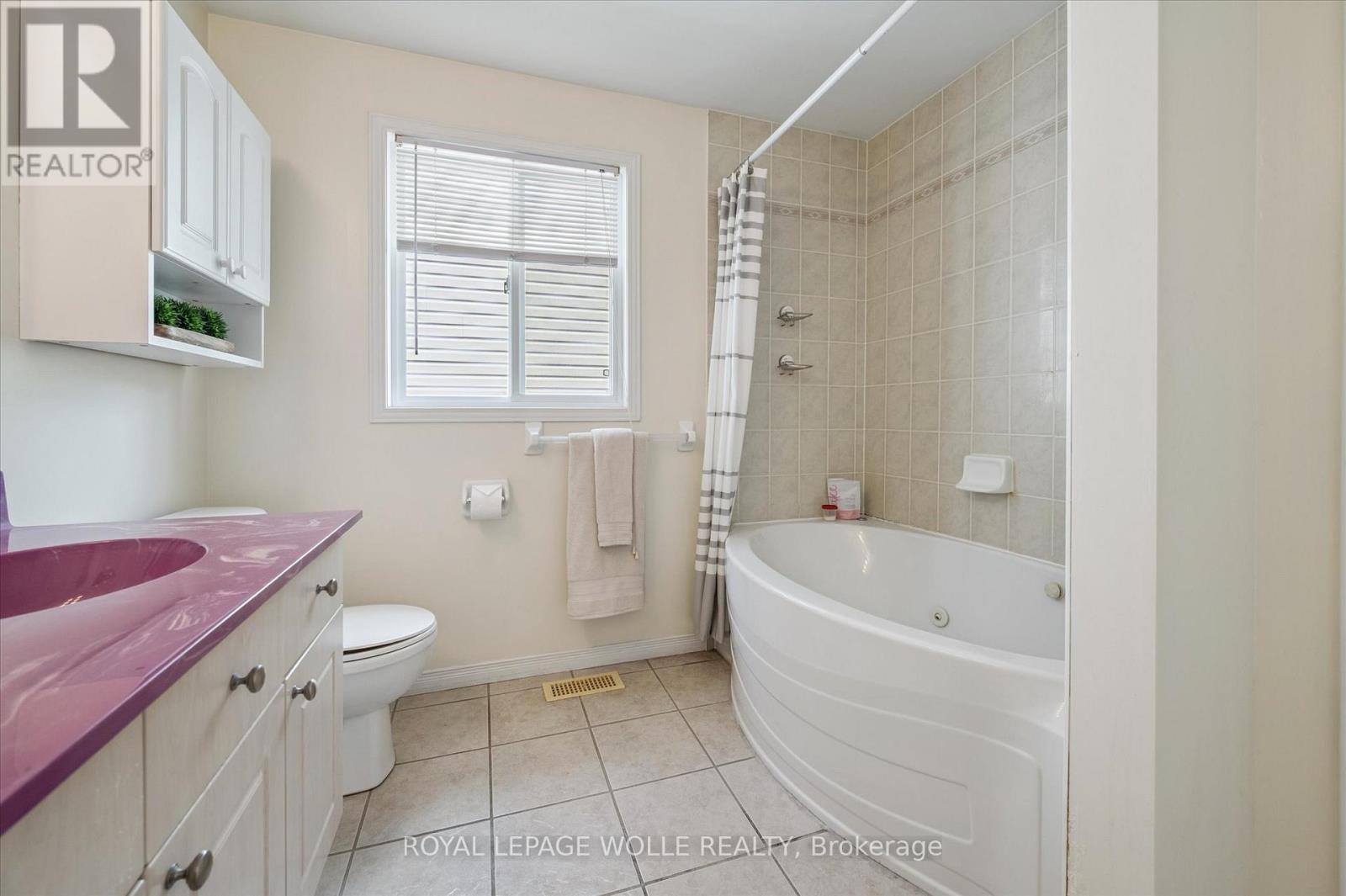 












576 WINDJAMMER WAY

,
Waterloo,




Ontario
N2K3Z5

