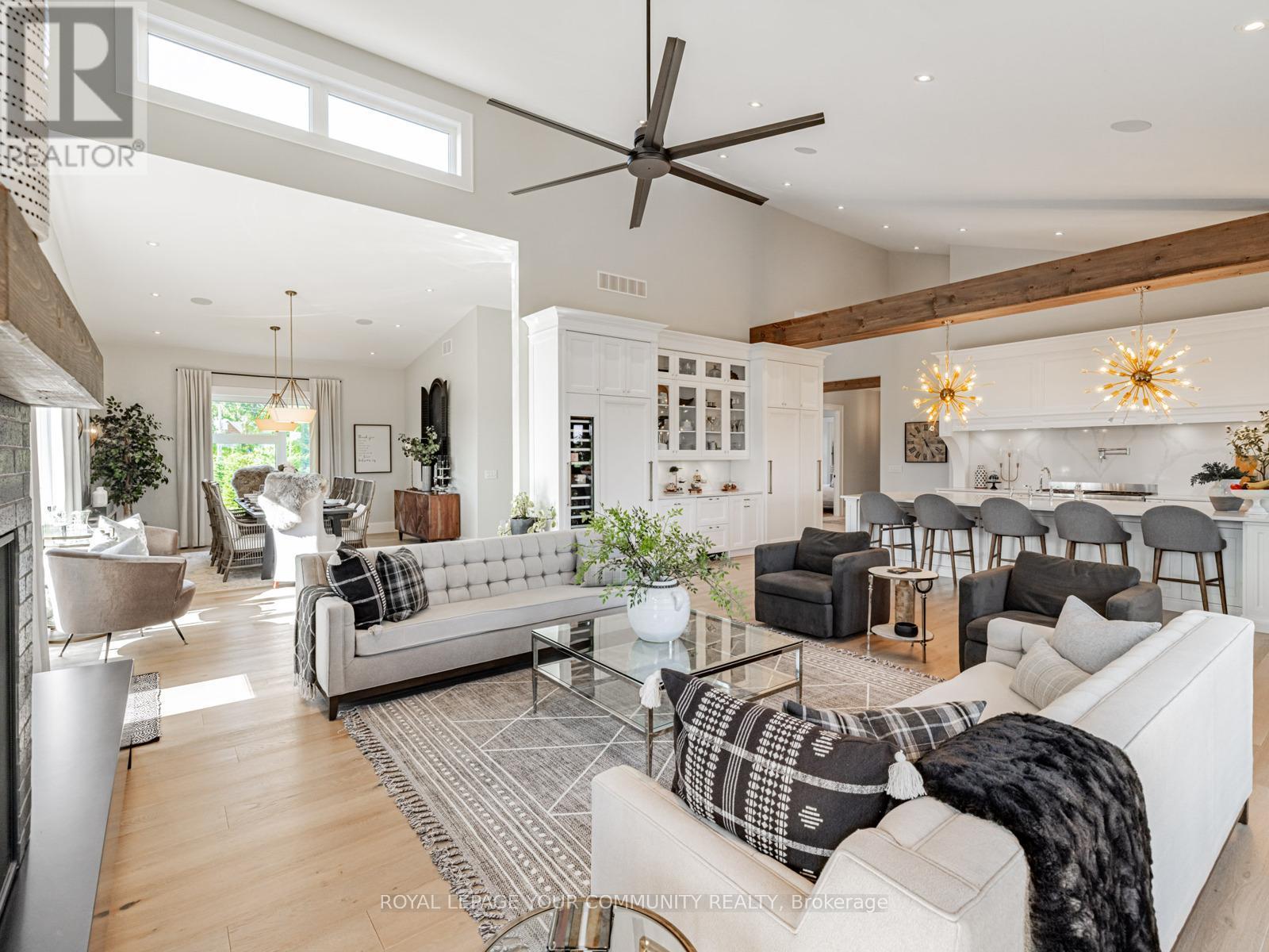 












807 GANTON ROAD

,
Uxbridge,




Ontario
L9P1R3

