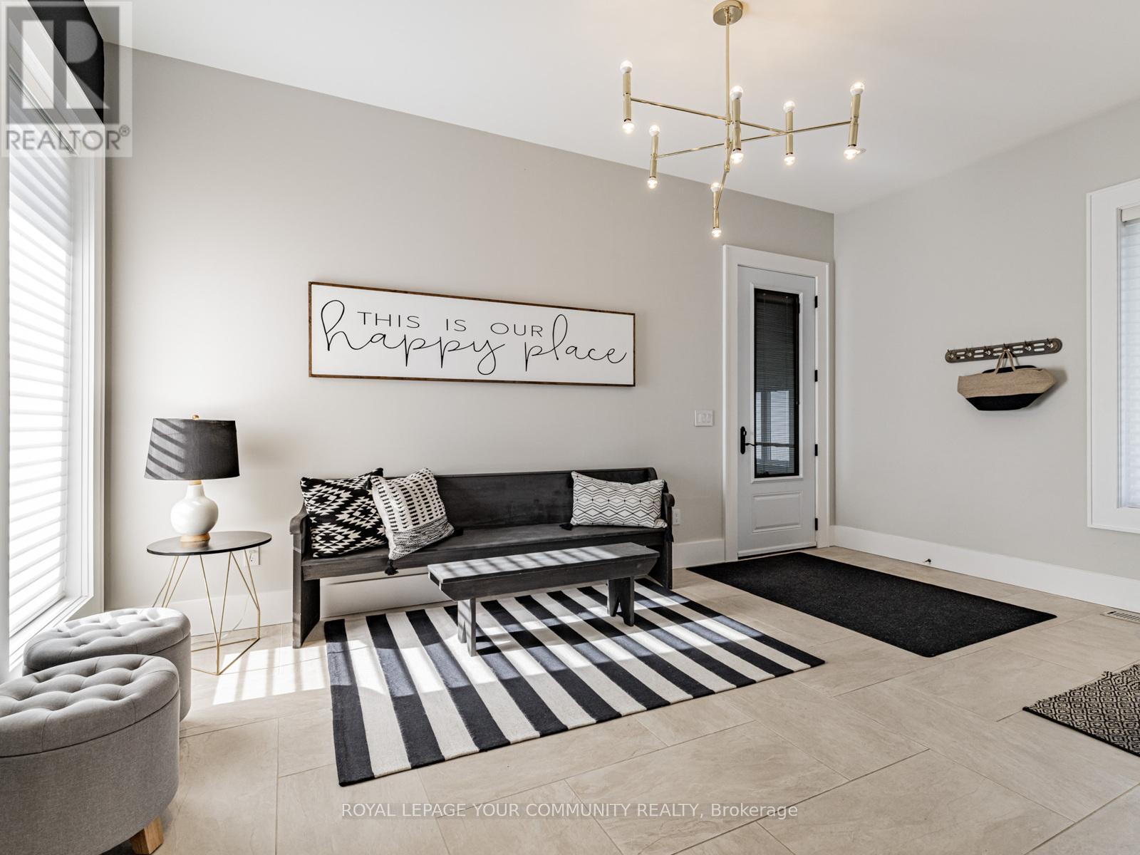 












807 GANTON ROAD

,
Uxbridge,




Ontario
L9P1R3

