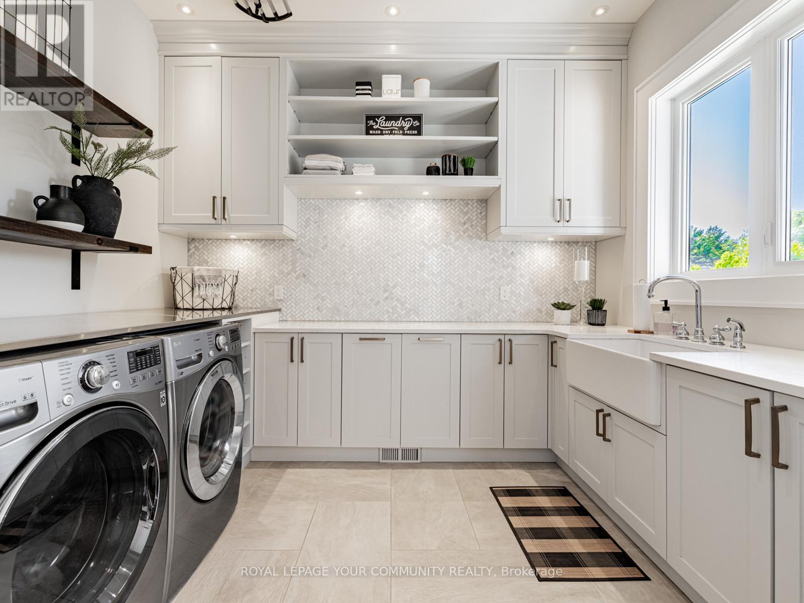 












807 GANTON ROAD

,
Uxbridge,




Ontario
L9P1R3

