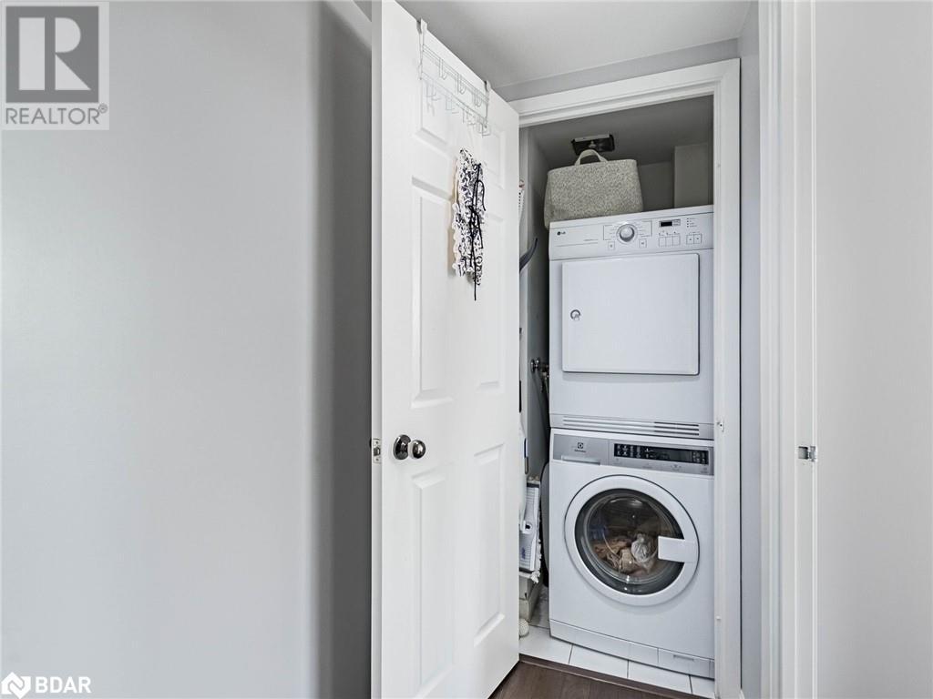 












50 EGLINTON Avenue W Unit# 601

,
Mississauga,




Ontario
L5R3P5

