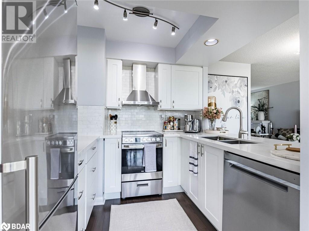 












50 EGLINTON Avenue W Unit# 601

,
Mississauga,




Ontario
L5R3P5

