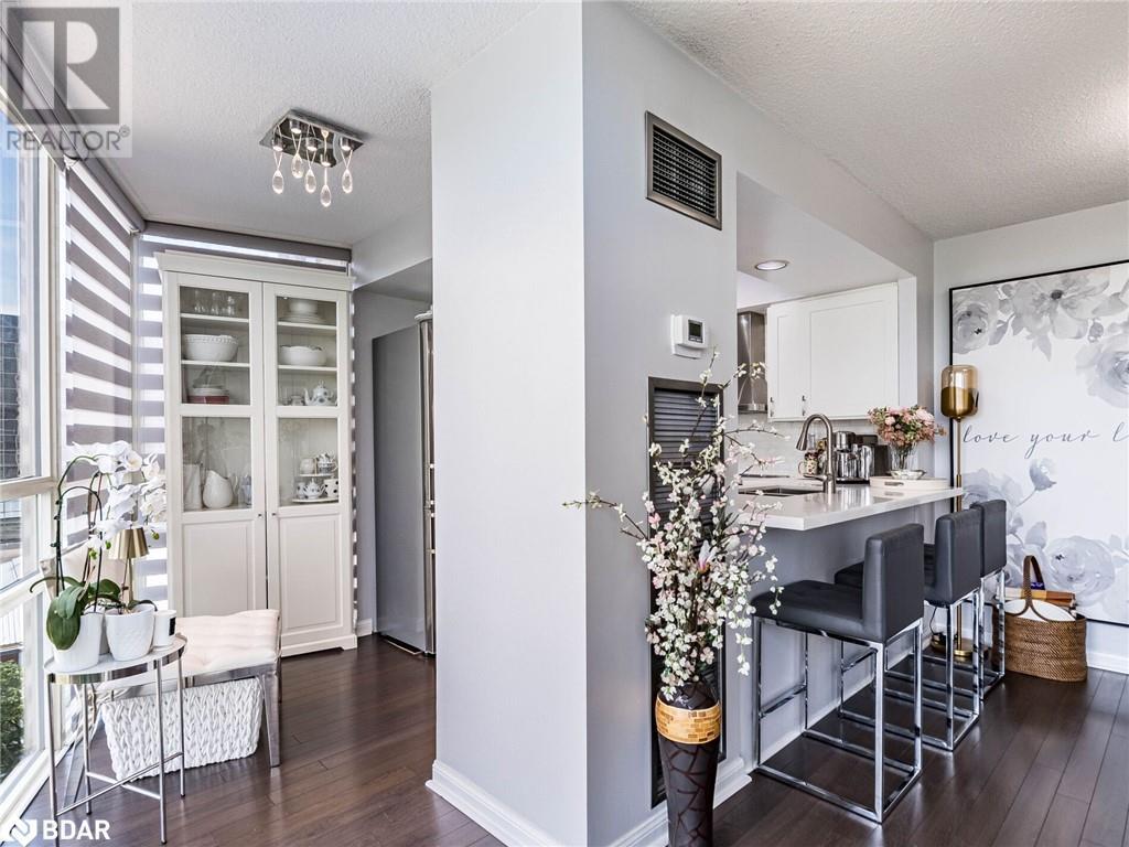 












50 EGLINTON Avenue W Unit# 601

,
Mississauga,




Ontario
L5R3P5

