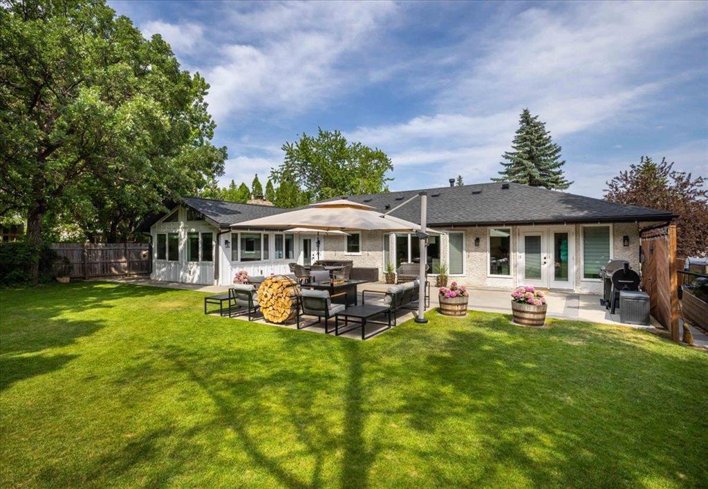 












106 Kinkora Drive

,
Winnipeg,




Manitoba
R3R2L6

