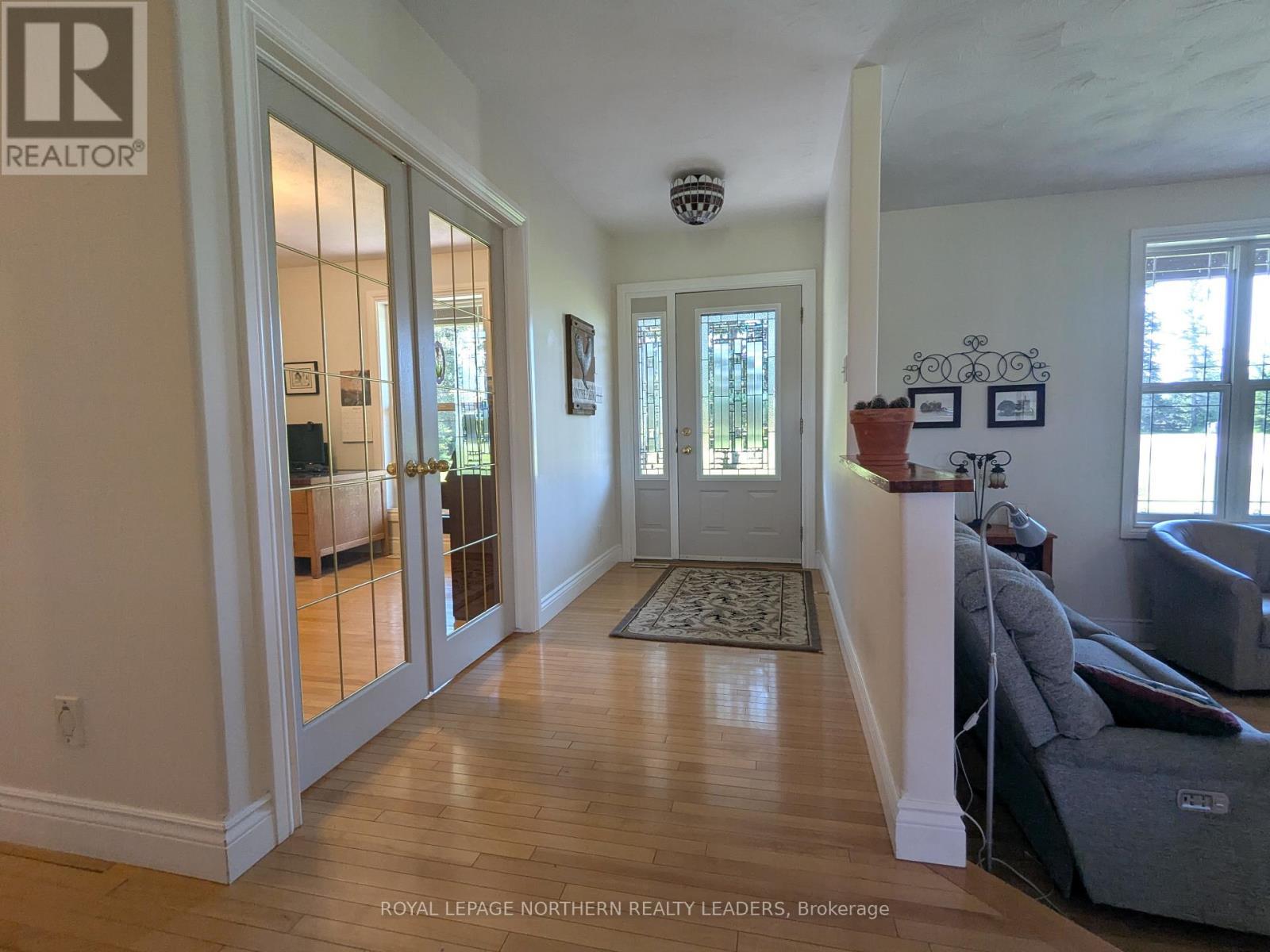 












270 CARON ROAD

,
Timmins (MTJ - Mountjoy Rural),







Ontario
P4R0H4

