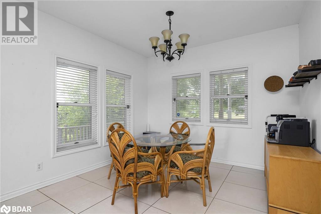 












692 CONCESSION 5 Road W

,
Waterdown,




Ontario
L9H5E2

