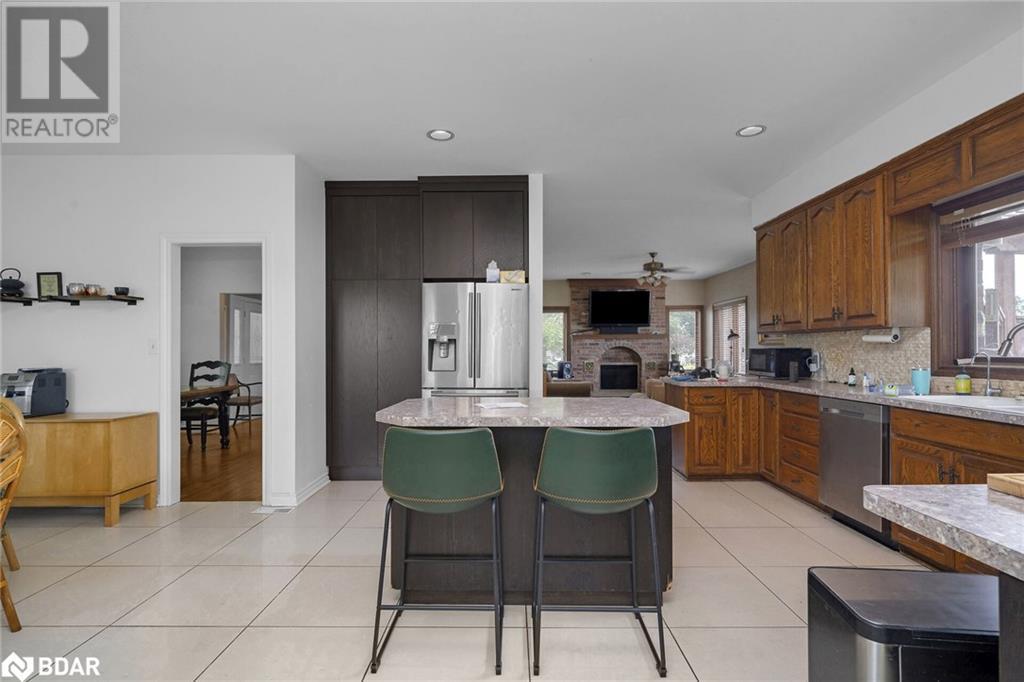 












692 CONCESSION 5 Road W

,
Waterdown,




Ontario
L9H5E2

