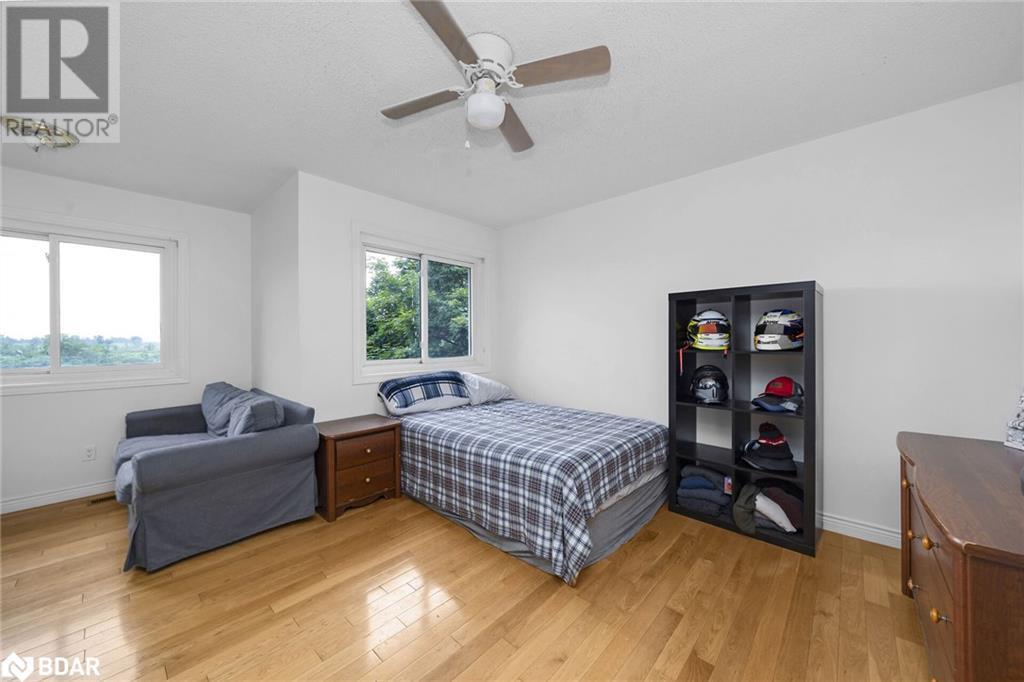 












692 CONCESSION 5 Road W

,
Waterdown,




Ontario
L9H5E2

