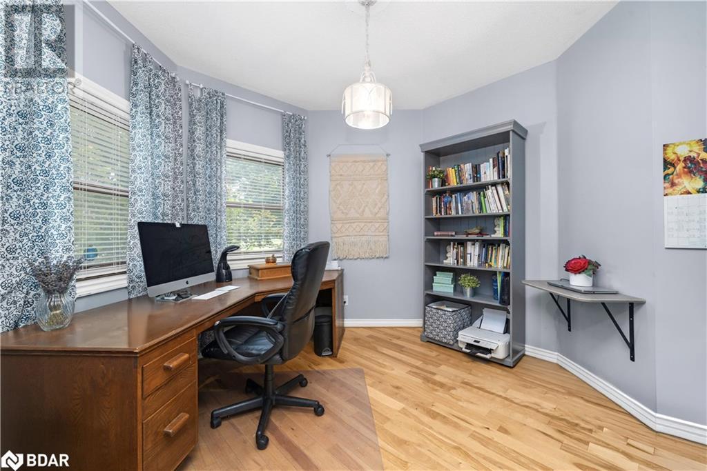 












692 CONCESSION 5 Road W

,
Flamborough,




Ontario
L9H5E2

