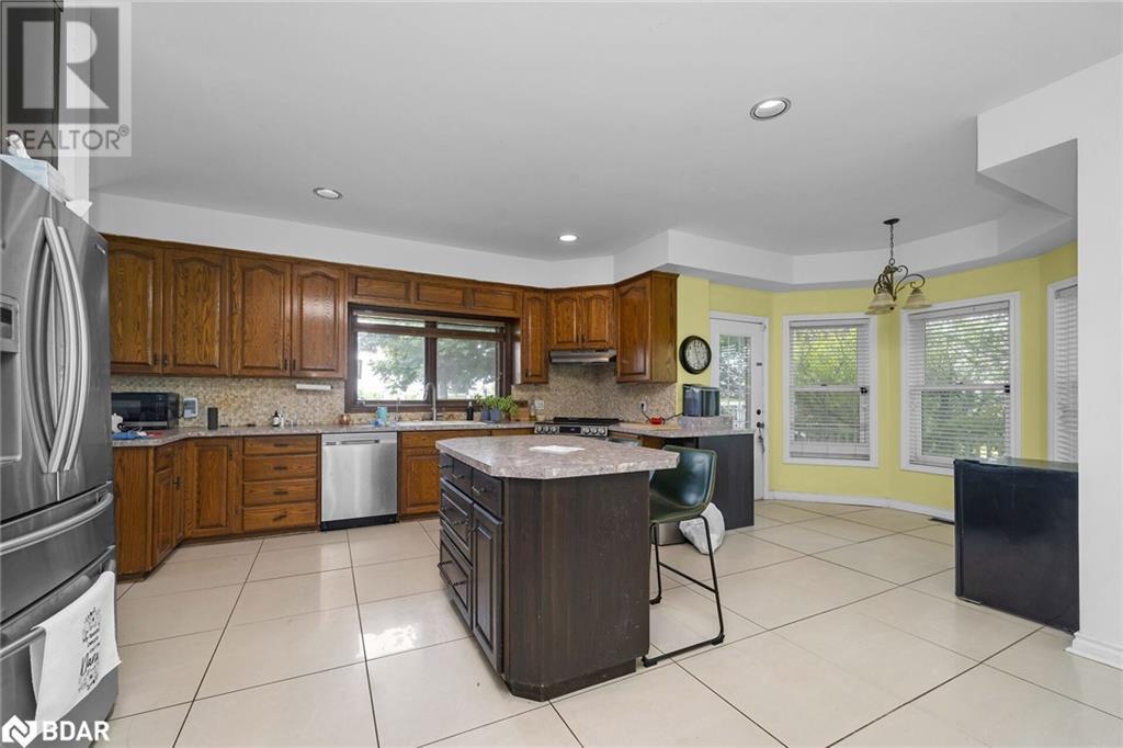 












692 CONCESSION 5 Road W

,
Waterdown,




Ontario
L9H5E2

