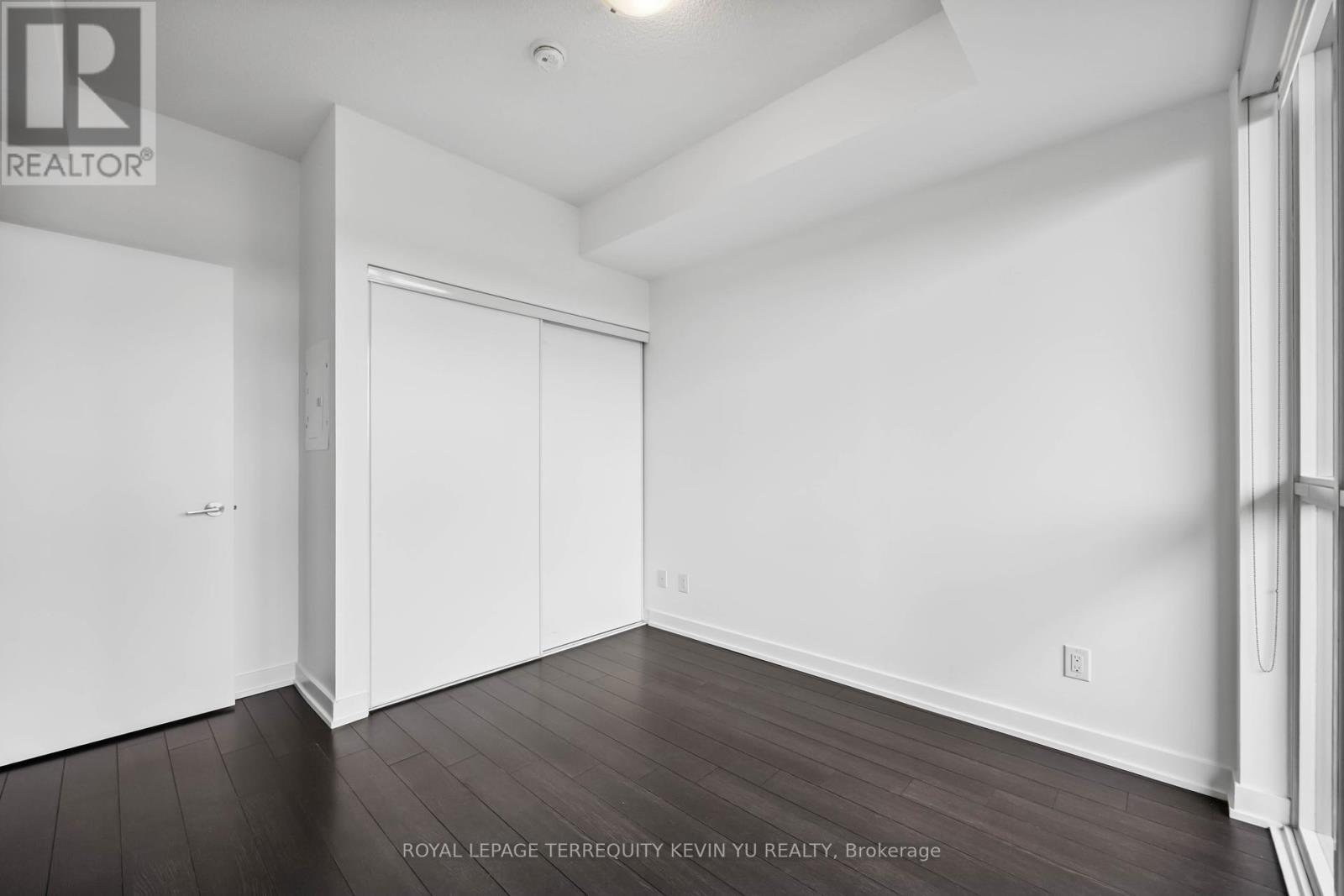 












311 - 1603 EGLINTON AVENUE W

,
Toronto,




Ontario
M6E0A1

