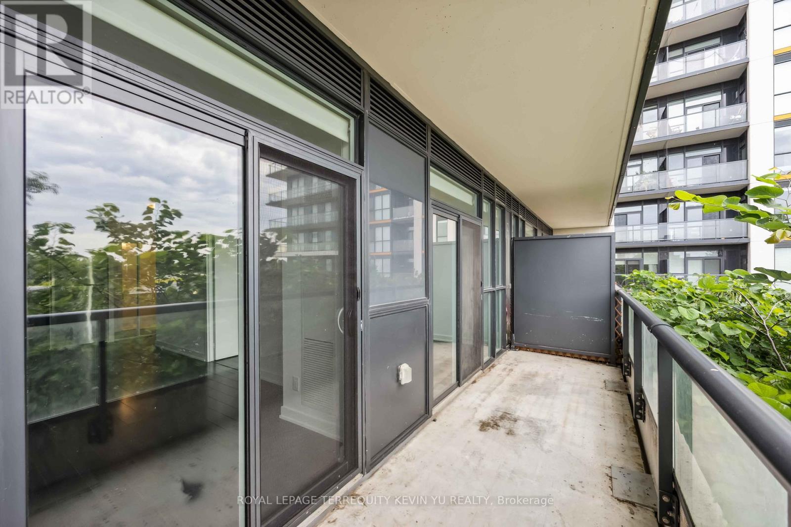 












311 - 1603 EGLINTON AVENUE W

,
Toronto,




Ontario
M6E0A1

