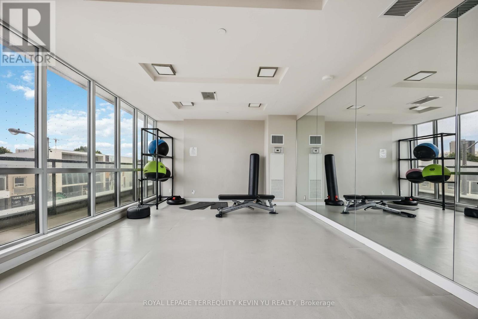 












311 - 1603 EGLINTON AVENUE W

,
Toronto,




Ontario
M6E0A1

