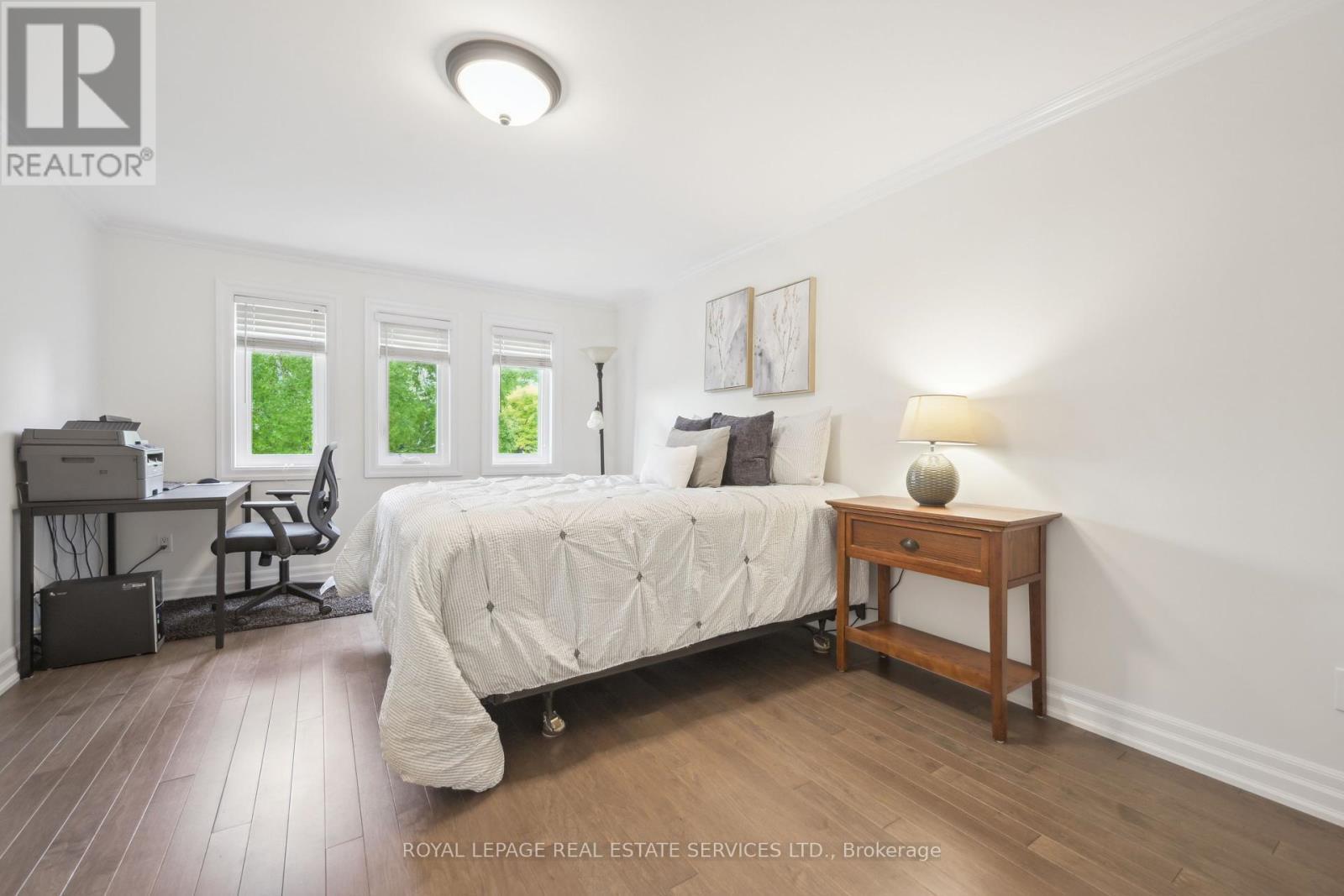 












1291 SADDLER CIRCLE

,
Oakville,




Ontario
L6M2X7

