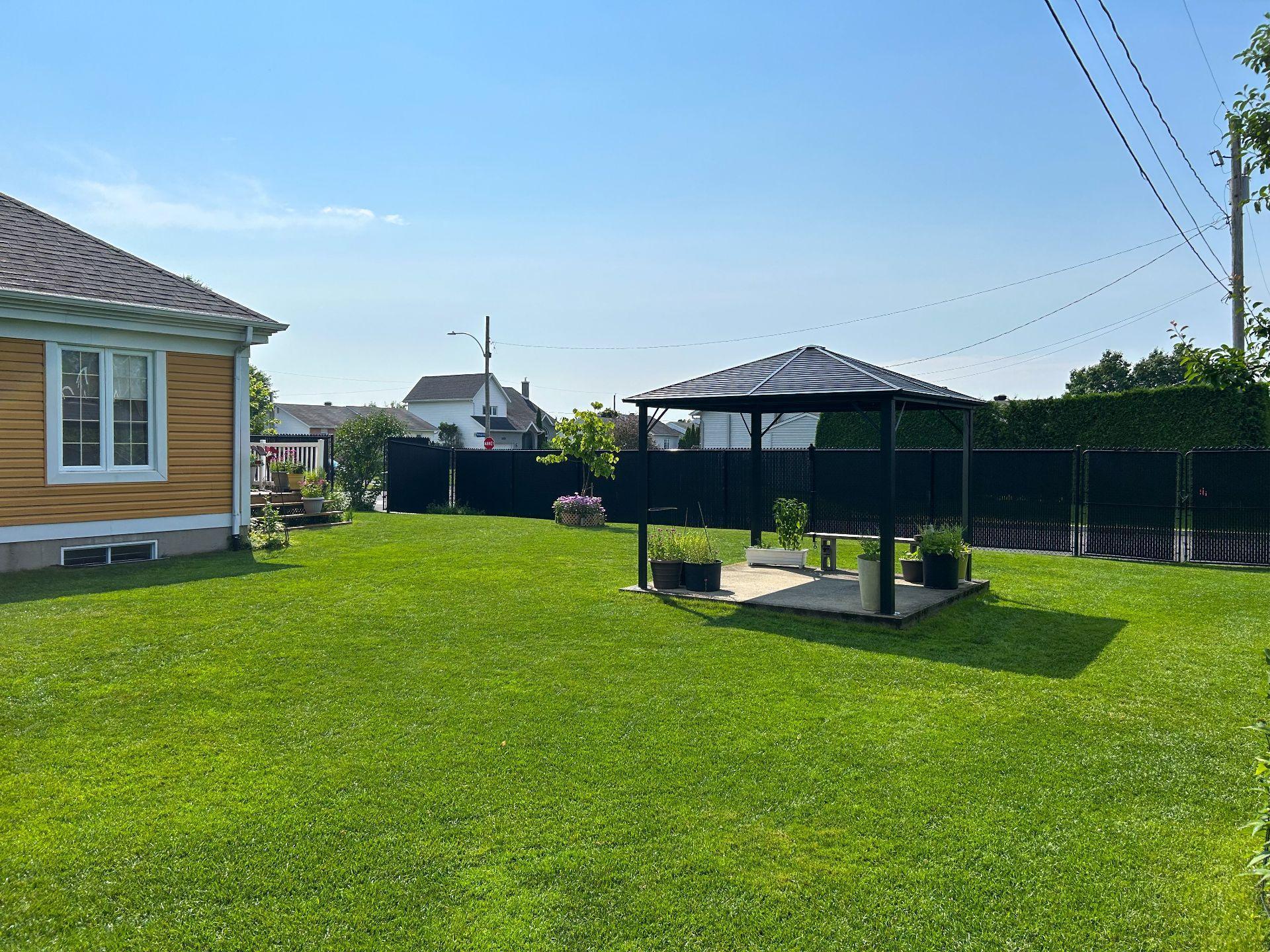 









2670


Rue Mongeau

,
Drummondville,




QC
J2B8G1

