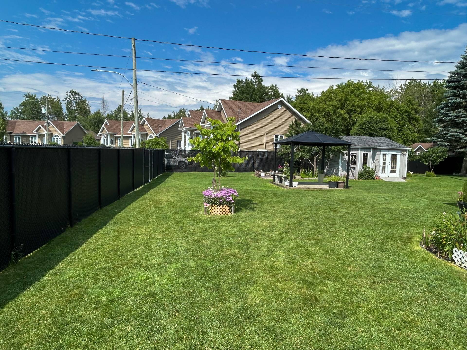 









2670


Rue Mongeau

,
Drummondville,




QC
J2B8G1

