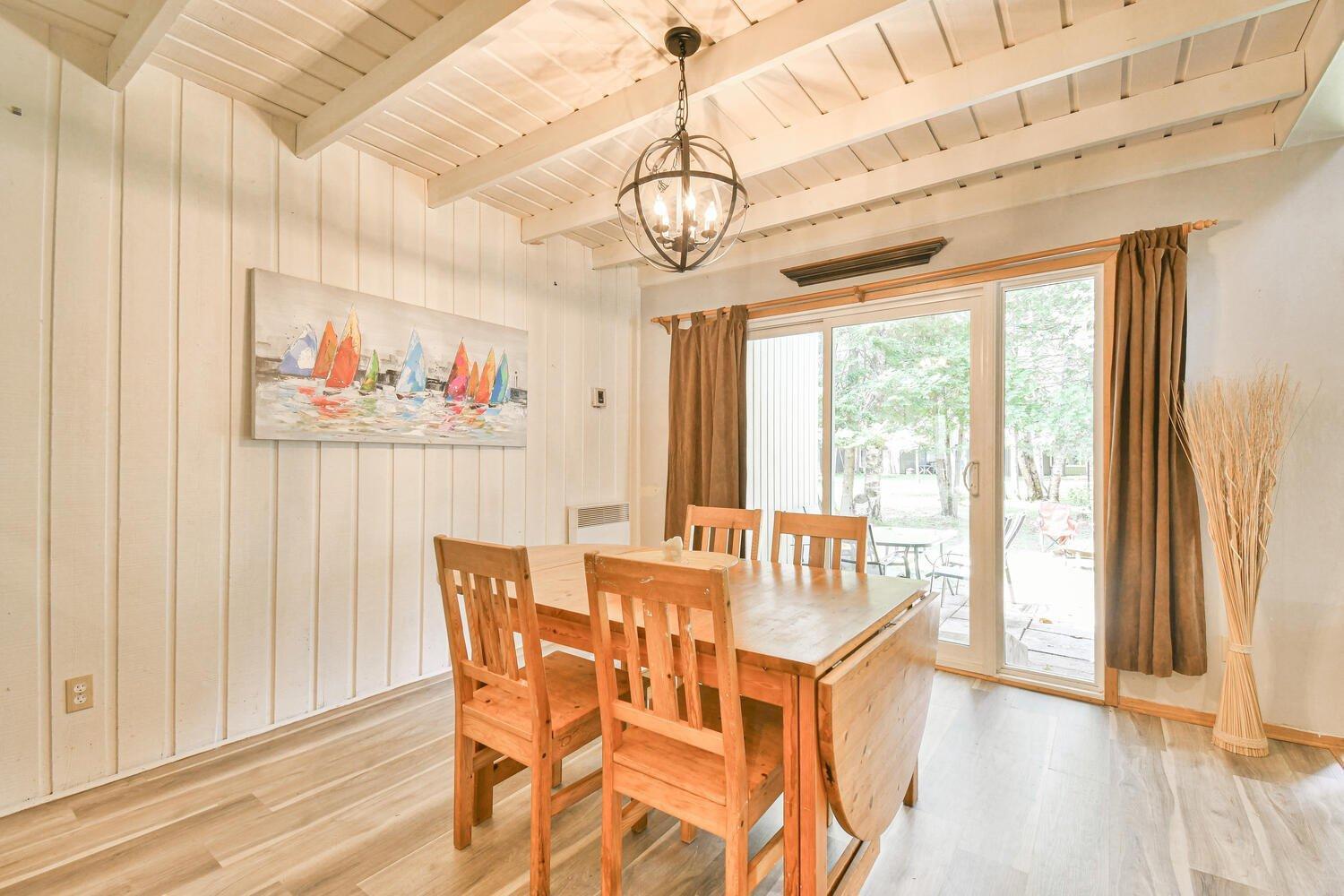 









102


Ch. Robitaille

,
Mont-Tremblant,




QC
J8E1S6

