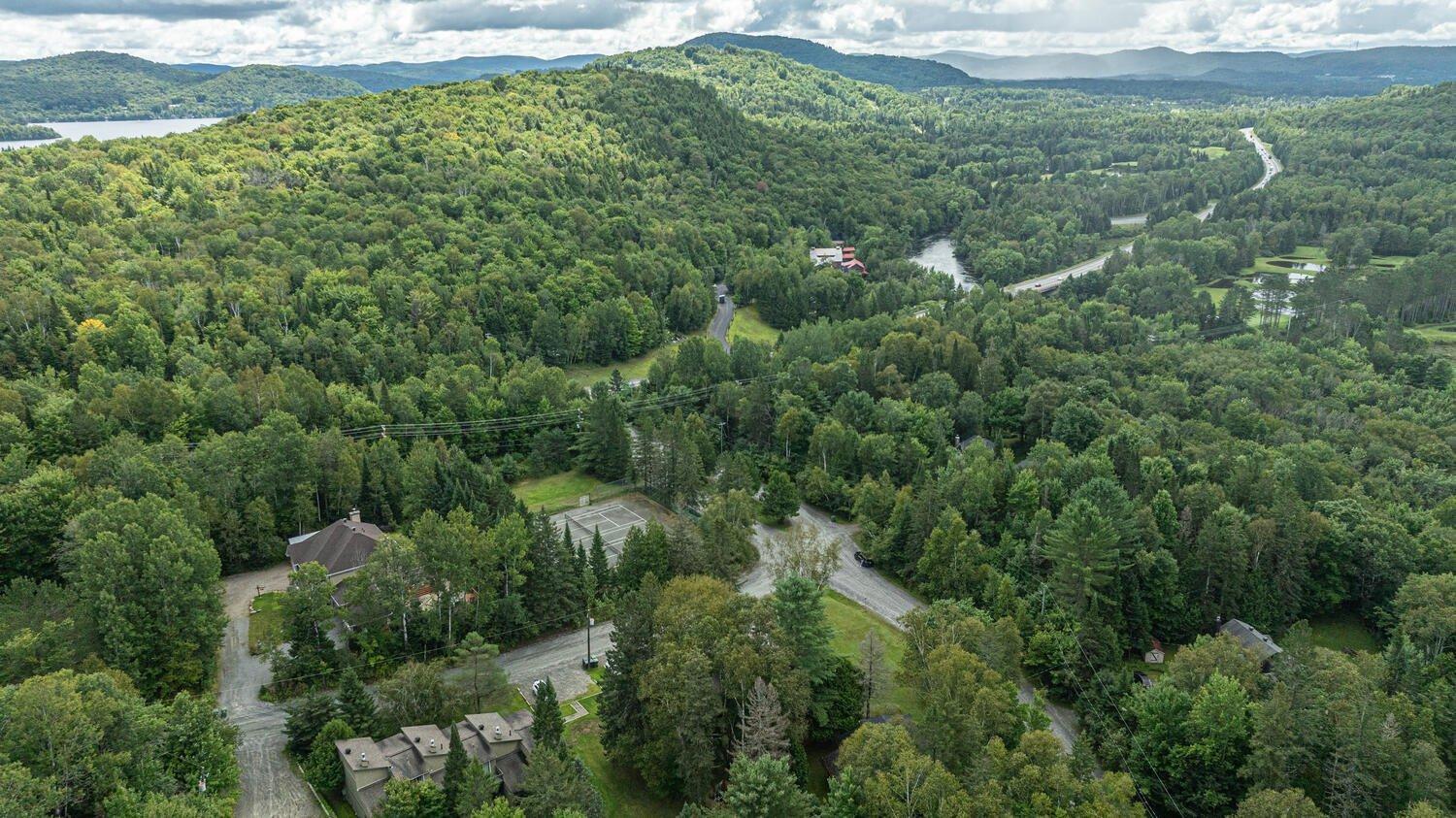 









102


Ch. Robitaille

,
Mont-Tremblant,




QC
J8E1S6

