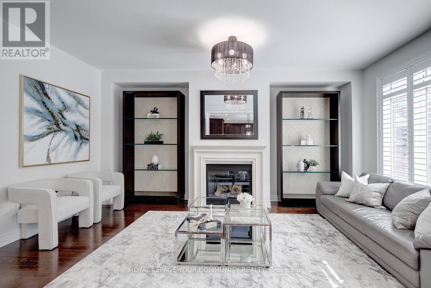 












24 ROCK ELM COURT

,
Vaughan,




Ontario
L6A4C2

