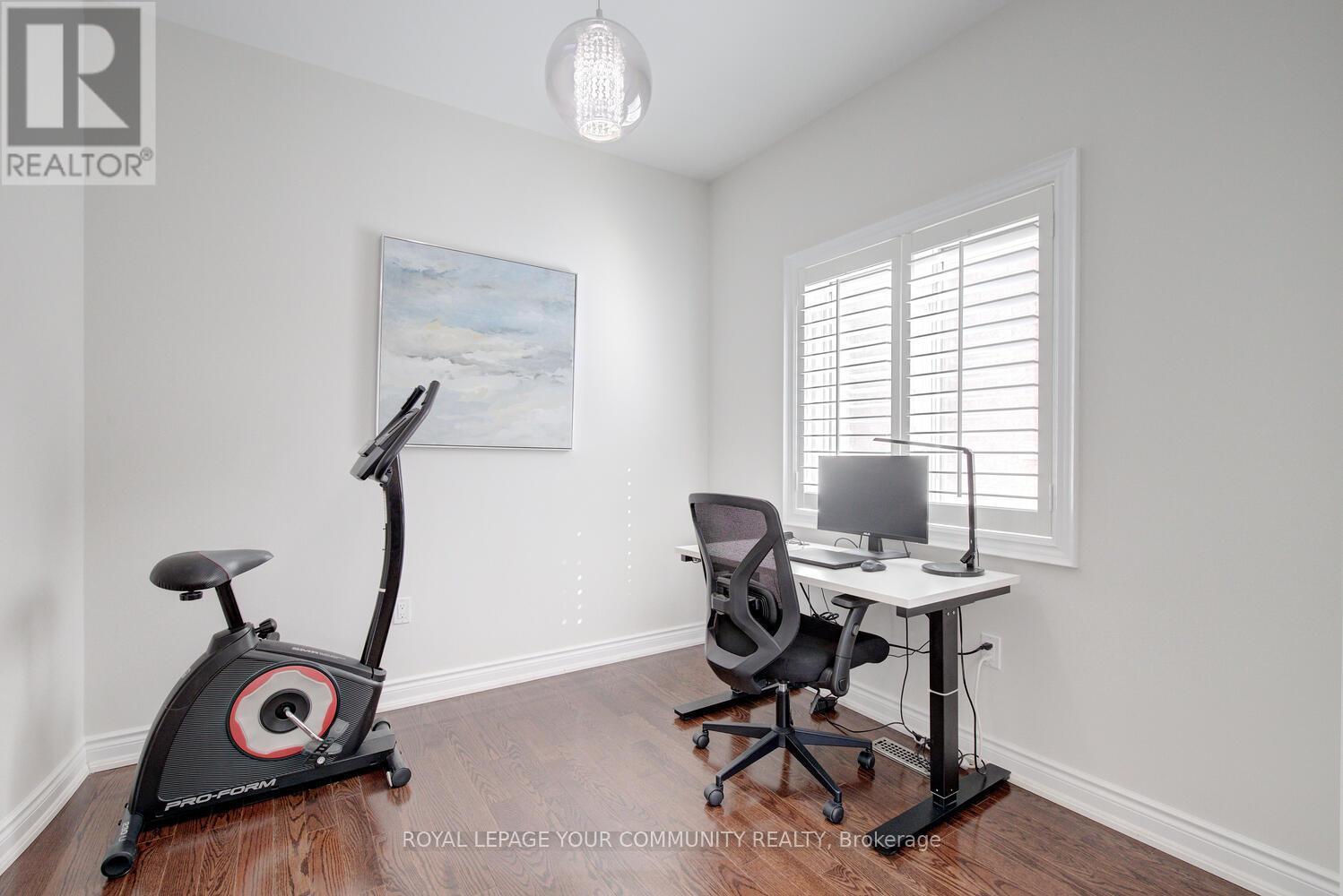 












24 ROCK ELM COURT

,
Vaughan,




Ontario
L6A4C2


