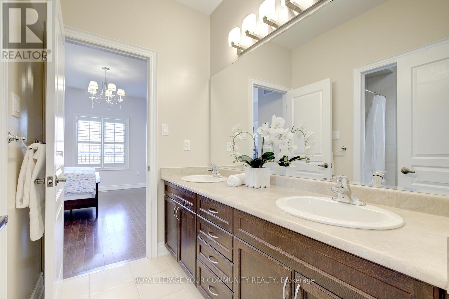 












24 ROCK ELM COURT

,
Vaughan,




Ontario
L6A4C2

