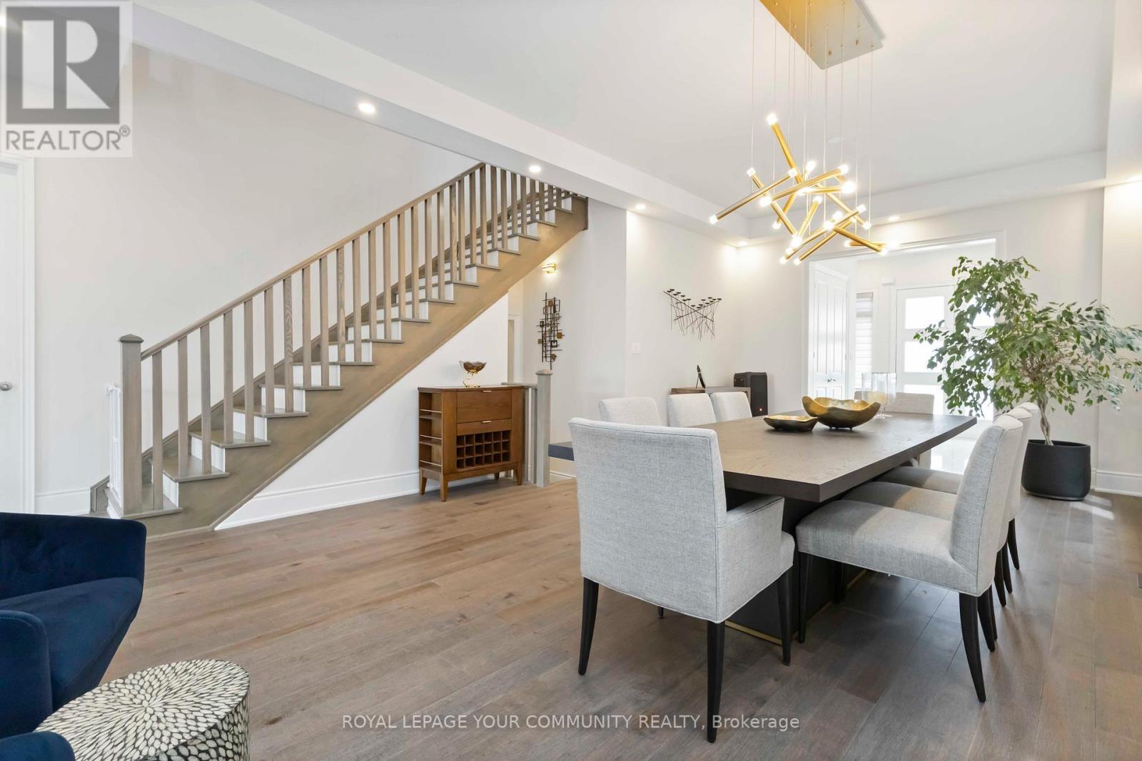 












302 BOUNDARY BOULEVARD

,
Whitchurch-Stouffville,




Ontario
L4A5E2

