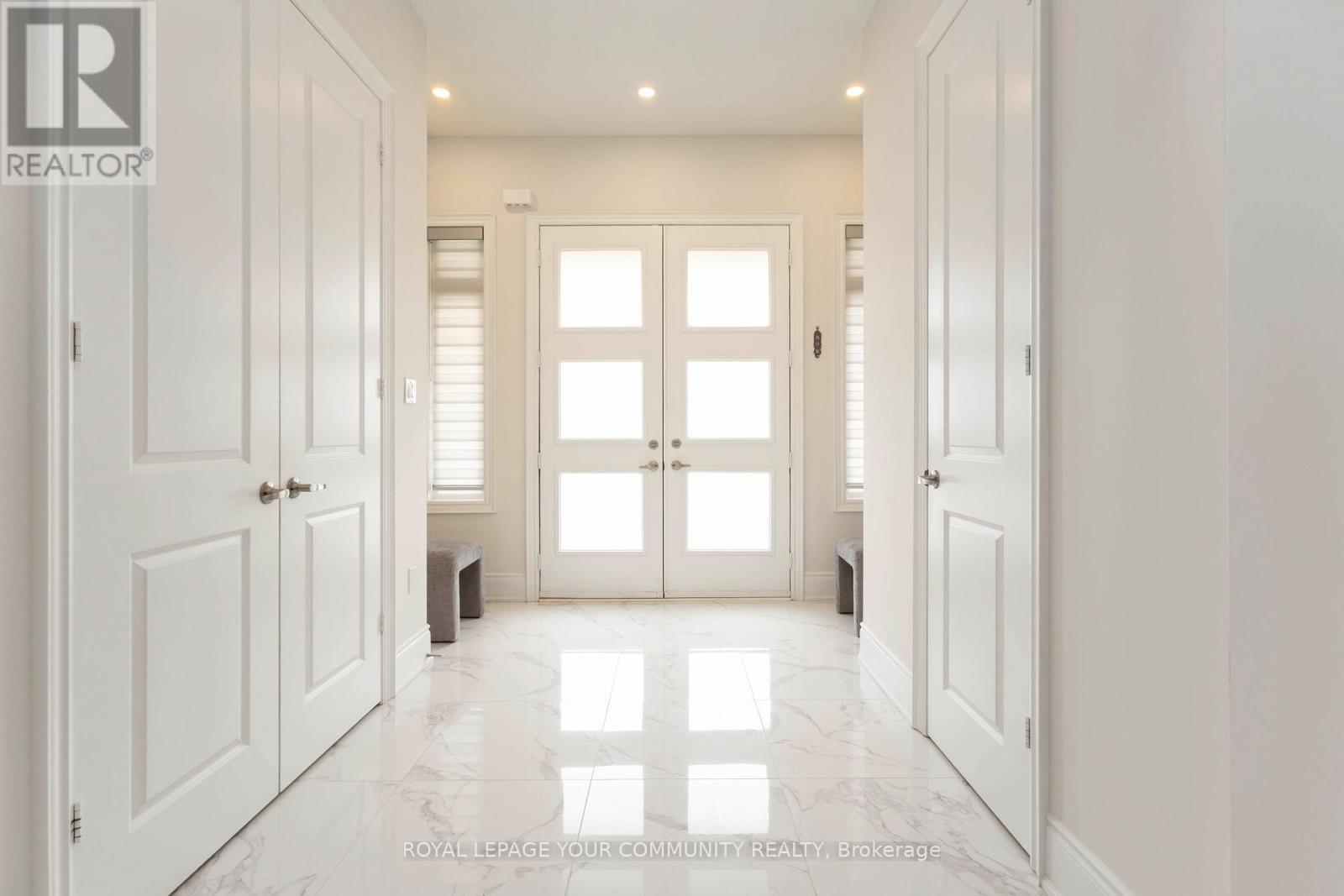 












302 BOUNDARY BOULEVARD

,
Whitchurch-Stouffville,




Ontario
L4A5E2

